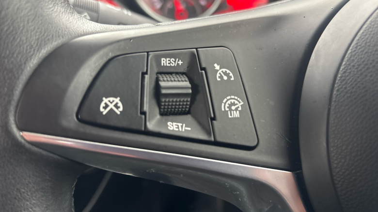 Vauxhall Adam 1.2i Energised 3dr Petrol Hatchback